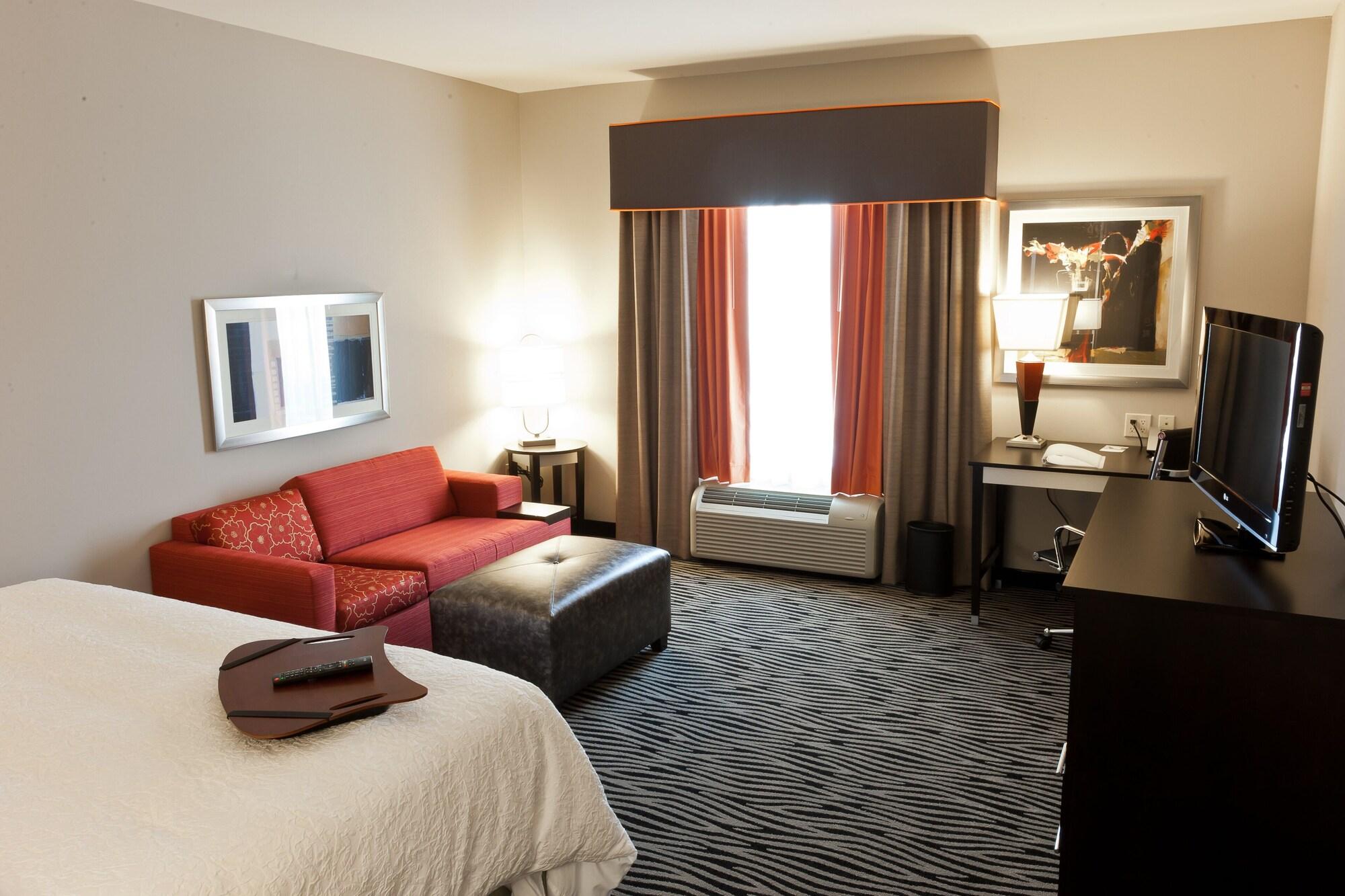 Hampton Inn And Suites Tulsa Central Ngoại thất bức ảnh