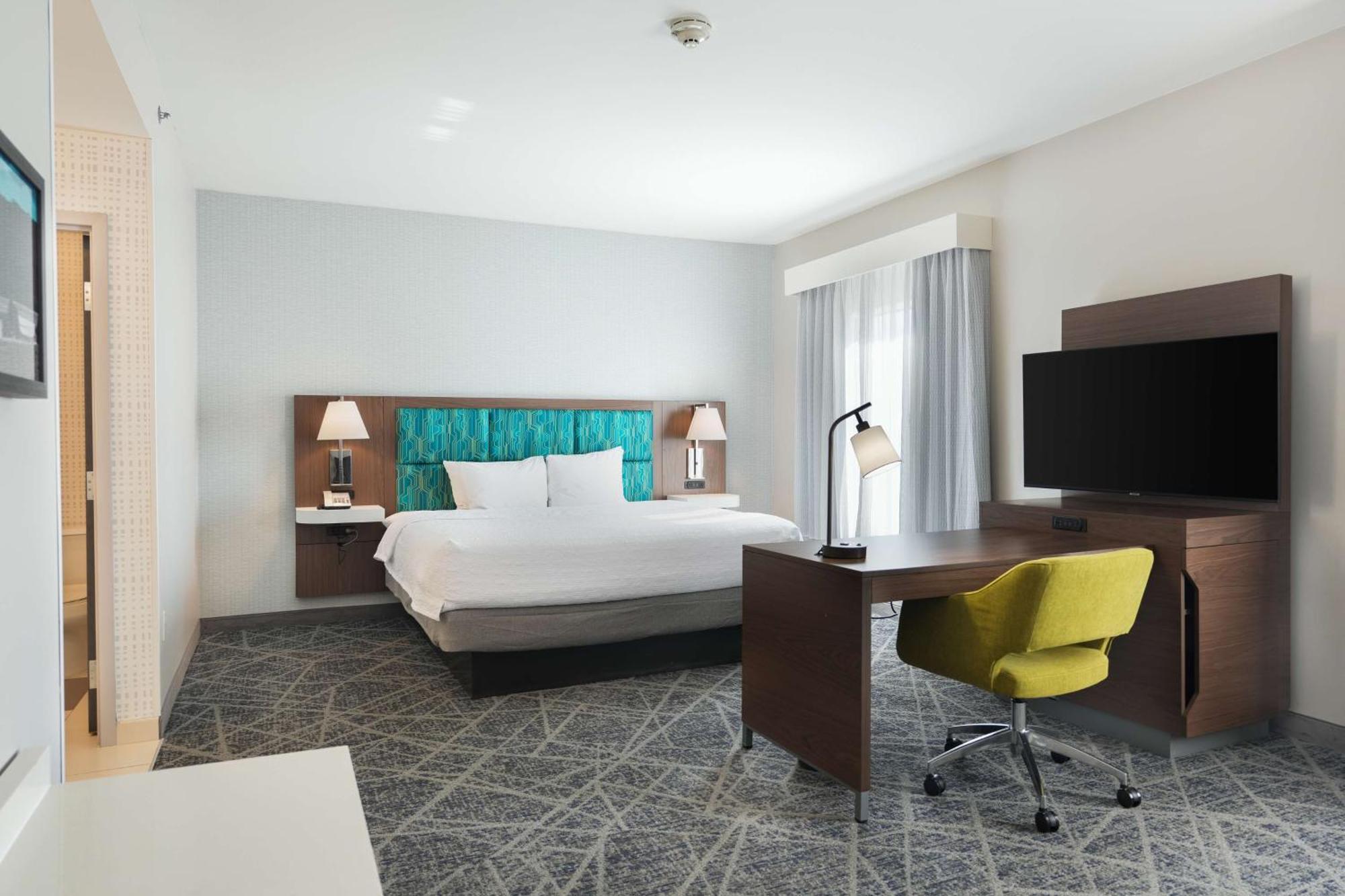 Hampton Inn And Suites Tulsa Central Ngoại thất bức ảnh