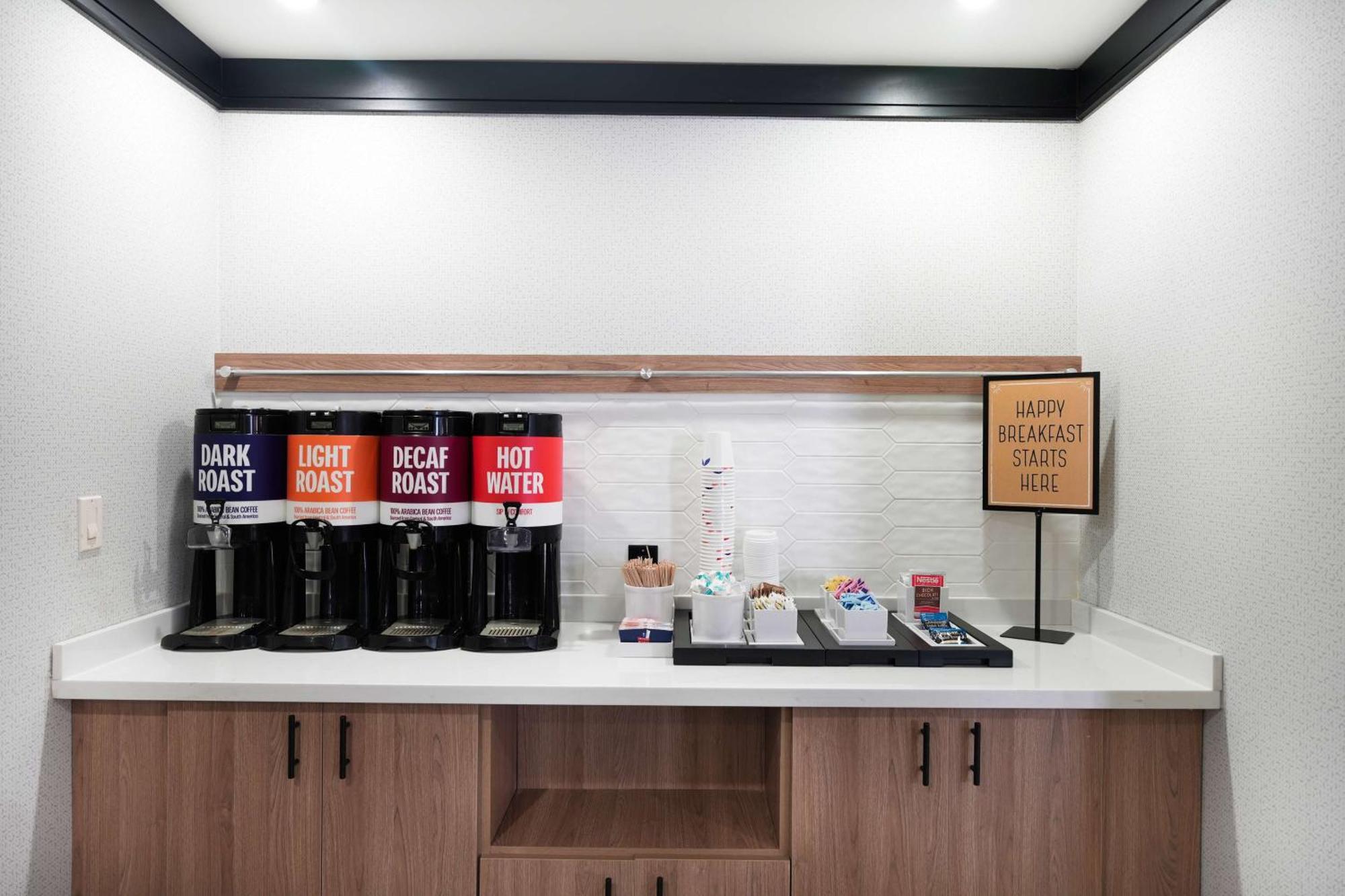Hampton Inn And Suites Tulsa Central Ngoại thất bức ảnh